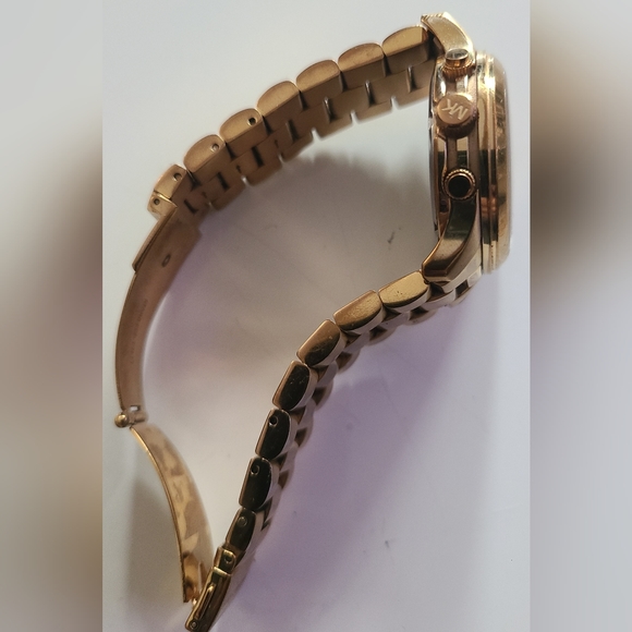 Mk Watch - Picture 4 of 5